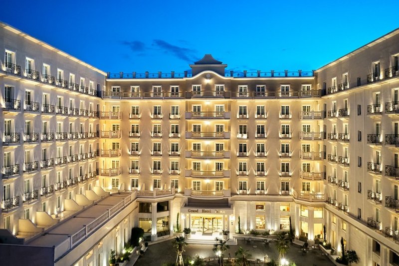 09-grand-hotel-palace.jpg