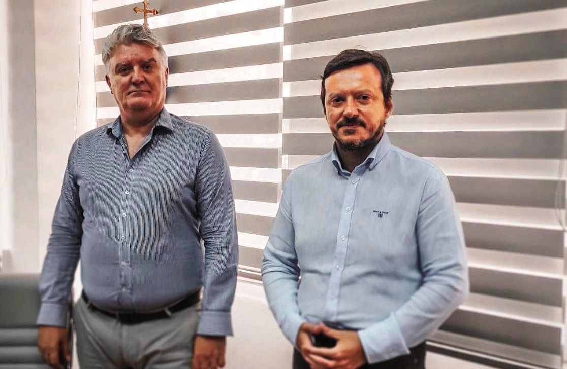 pana-epik-apokentromenhs.jpg