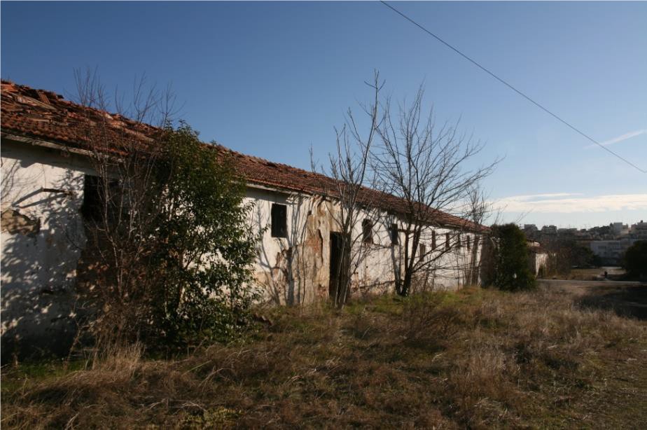 b4-to-ktirio-b4-to-2012-prin-tin-pirkaghia-poy-katestrepse-ti-steghi-toy.jpg