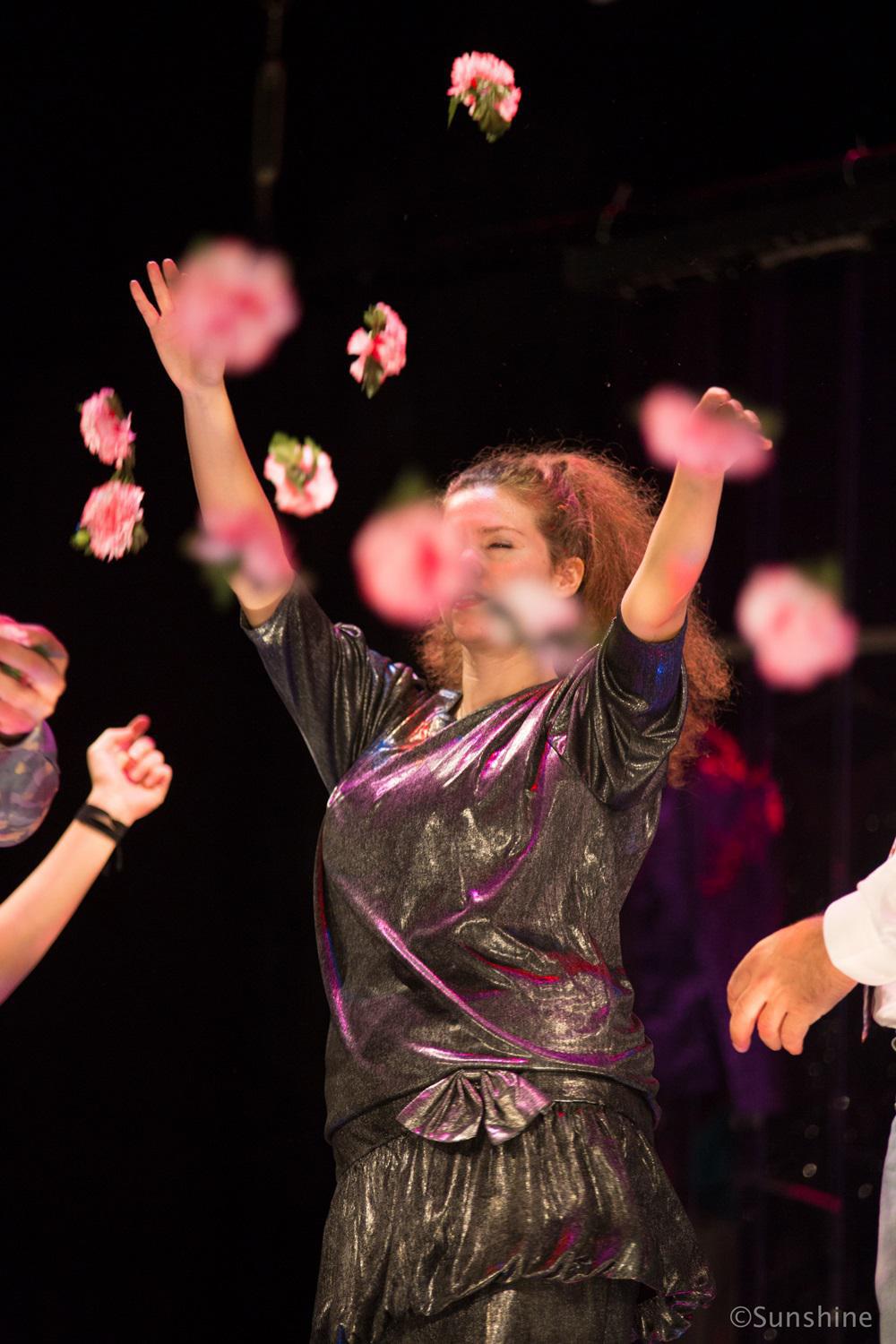 Αυτή η νύχτα μένει (1)