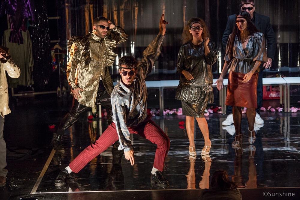 Αυτή η νύχτα μένει (5)