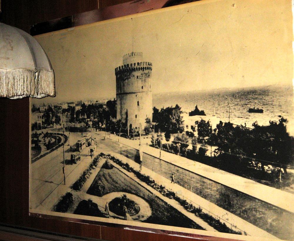 Τζότζος (15)