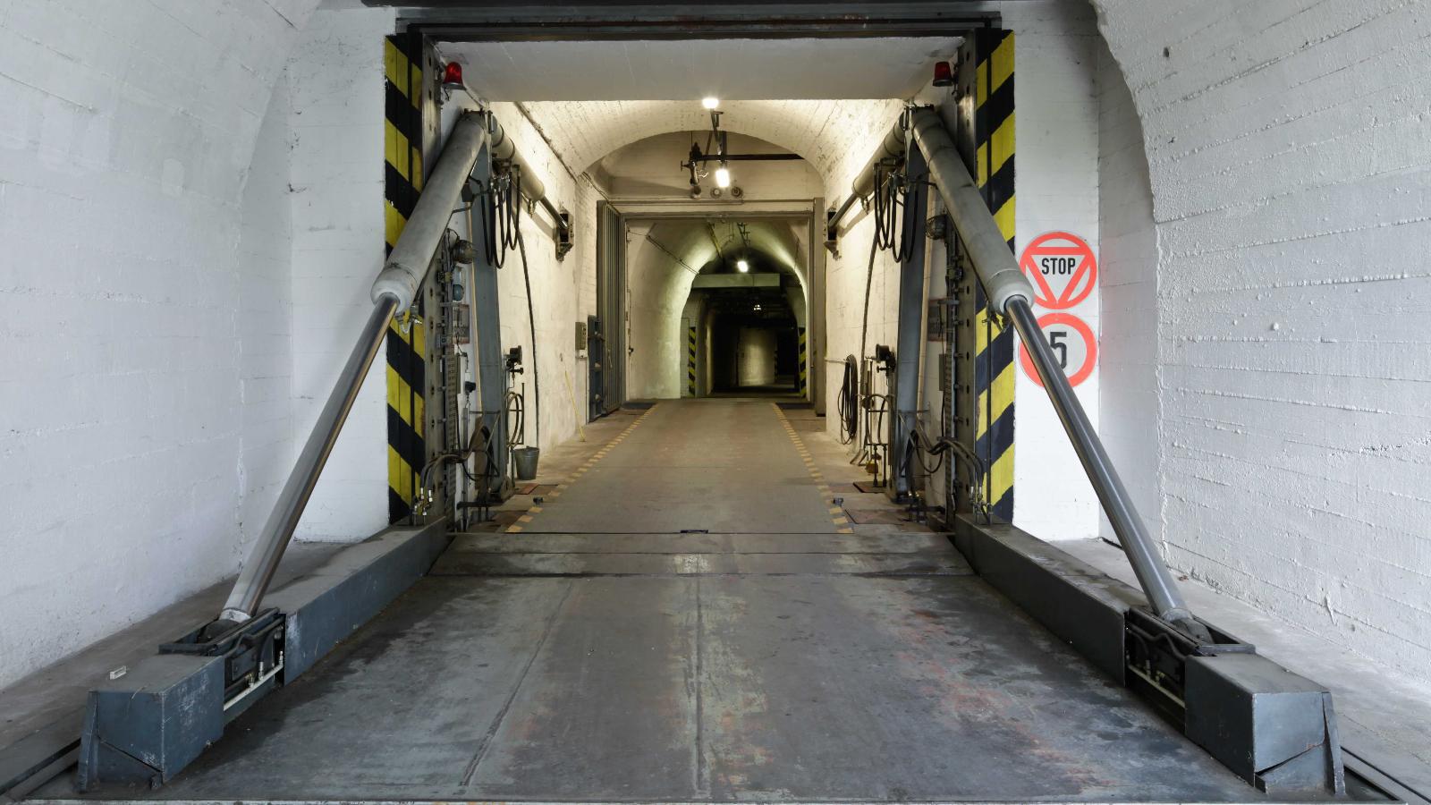 καταφύγια 3