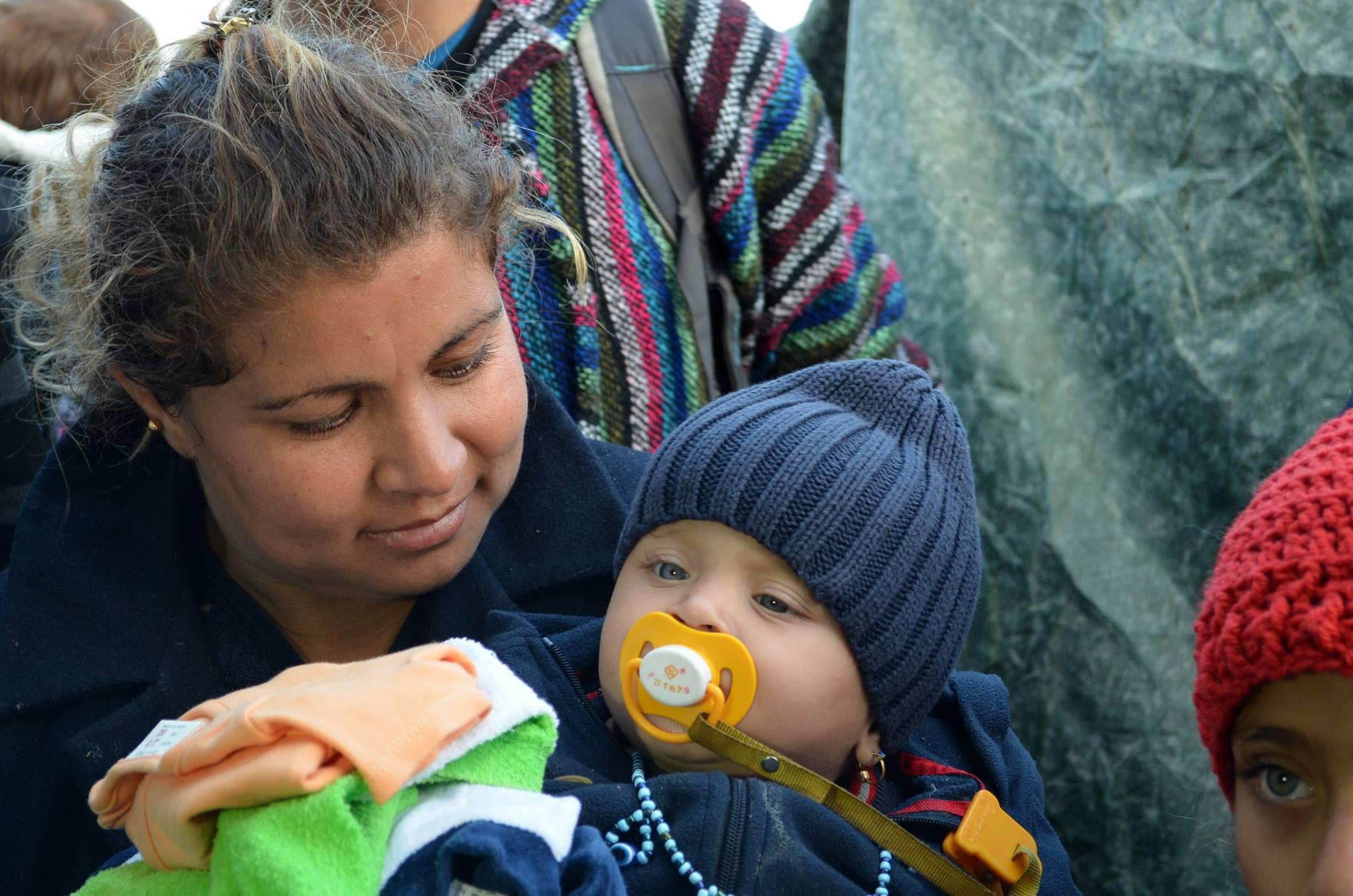 πλεκουμε αλληλεγγύη