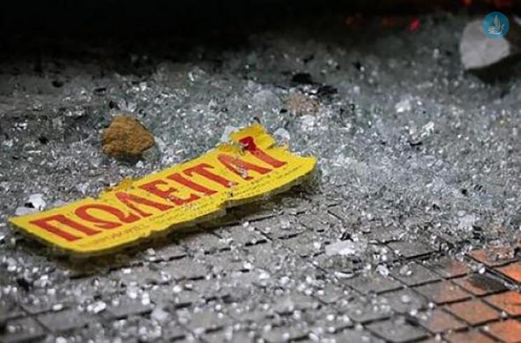 πωλείται-744x490