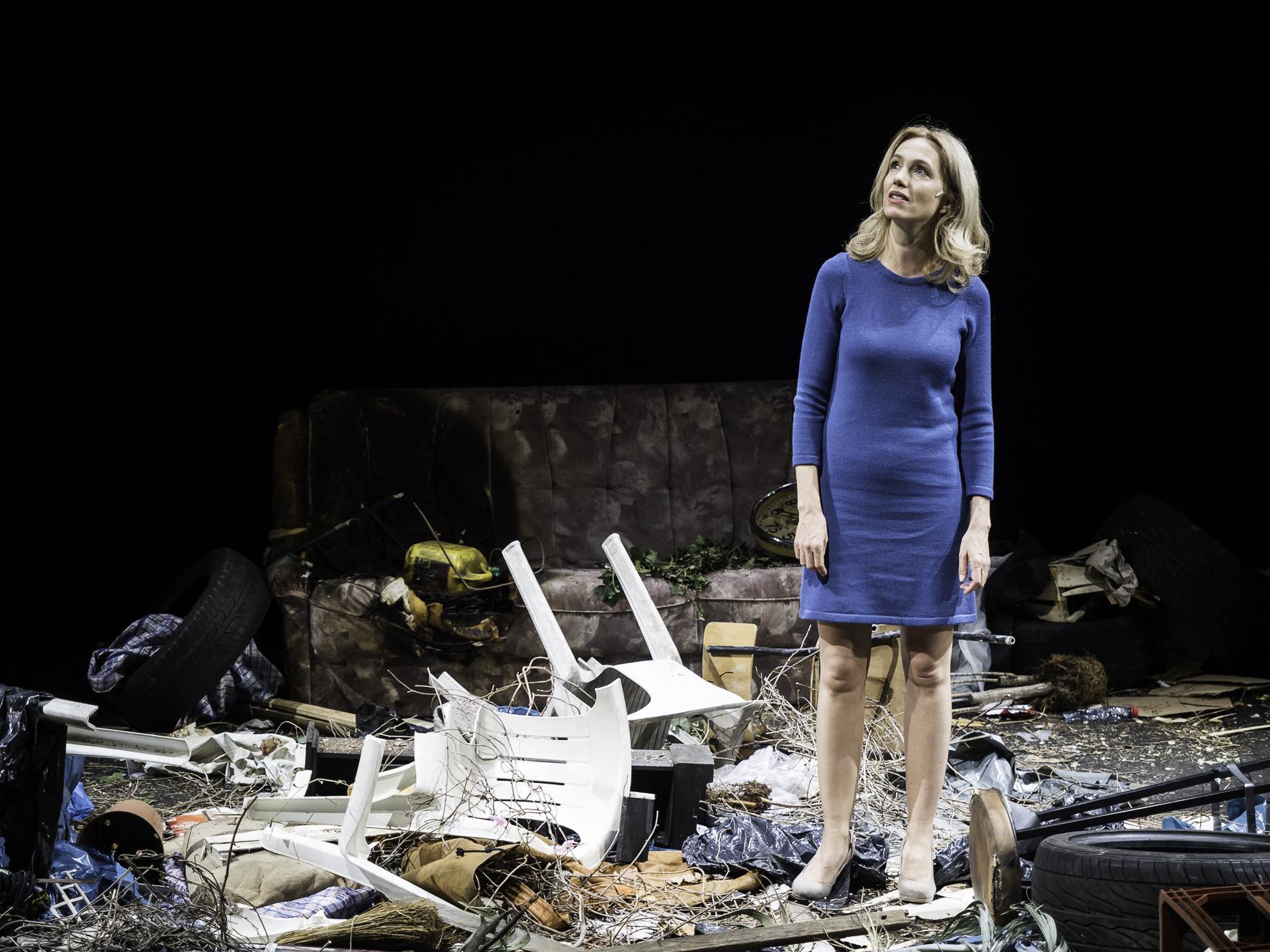 Theaterstück von Milo Rau, Aufführung an der SCHAUBÜHNE/ Berlin/Januar 2016