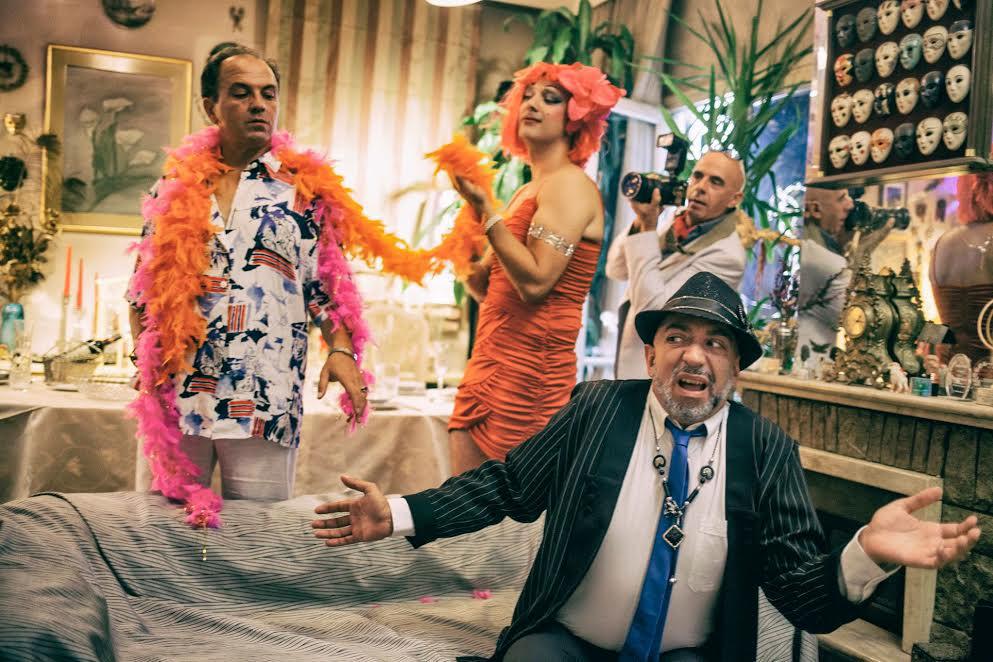 τοκλουβιμετιςτρελες