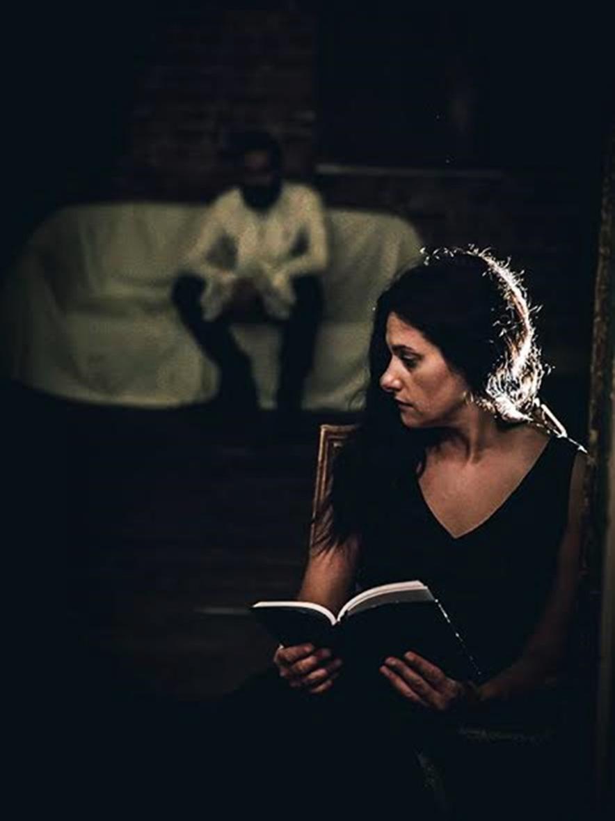 τοκοριτσιμεσαστοσπιτι