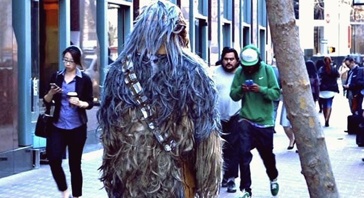 10-ingenious-solutions-for-texting-while-walking-6
