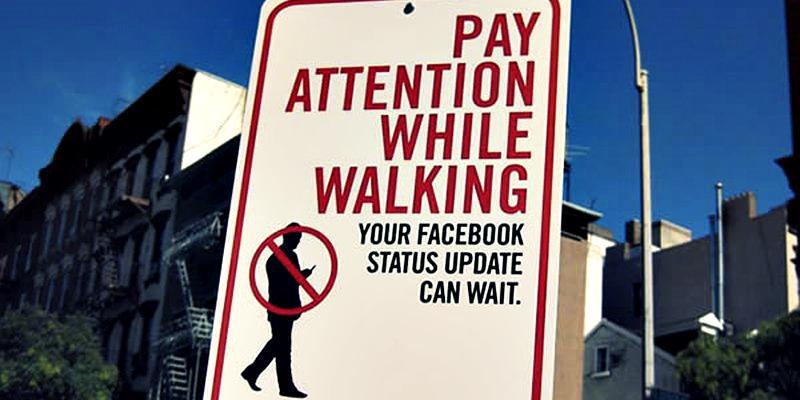 10-ingenious-solutions-for-texting-while-walking-8