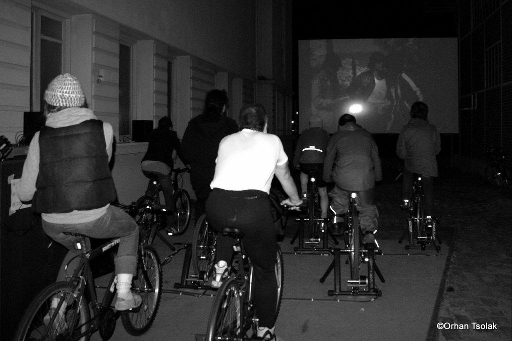 14-magnificent_revolution1.jpg 14-magnificent_revolution1.jpg