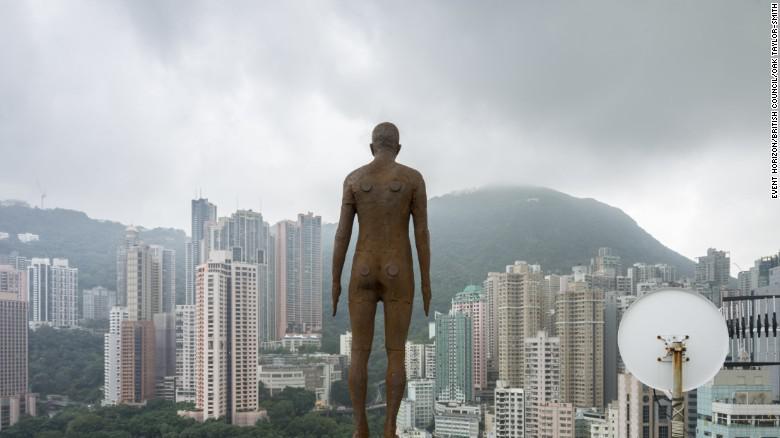 151124104553-new-antony-gormley-exlarge-169