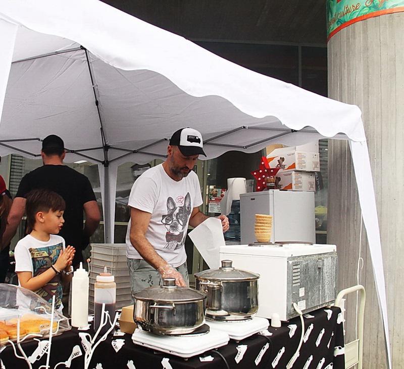 18236243_1509288155758343_203901124_o