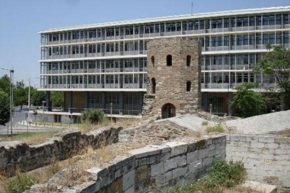 η-θεσσαλονίκη-παλιά-ο-πύργος-των-δικασ-29736