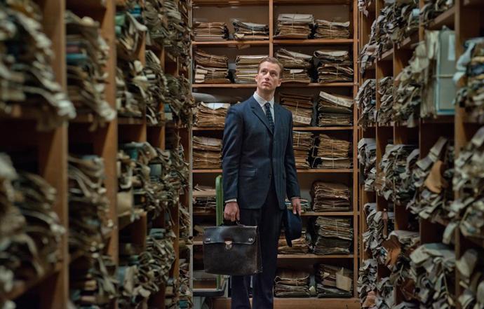 2015-09-23-1443011442-842506-labyrinthoflies