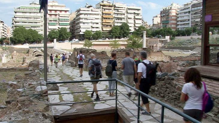 στη-θεσσαλονίκη-η-ομάδα-ιταλών-που-βαδ-225960