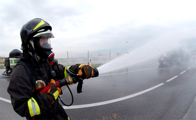 εθελοντές-πυροσβέστες-έβαζαν-φωτιές-220130