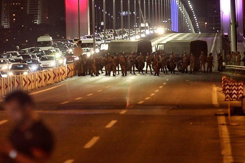 τουρκία-210-συλλήψεις-στρατιωτικών-για-218730