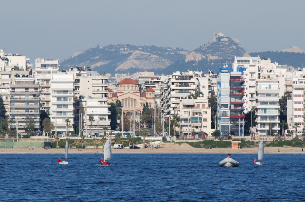 νεκρή-γυναίκα-στη-θάλασσα-του-παλαιού-231521