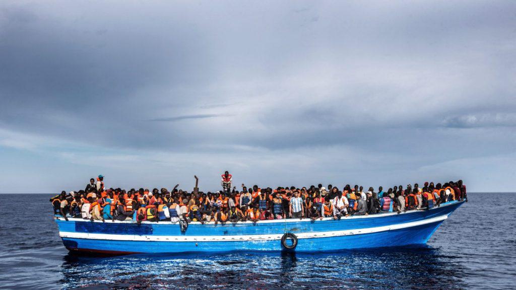 τουλάχιστον-300-μετανάστες-διασώθηκαν-α-251070