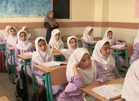 το-ιράν-απαγορεύει-τη-διδασκαλία-των-α-274200