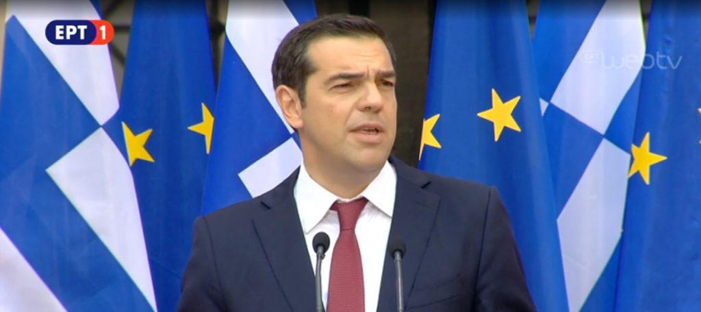 με-γραβάτα-ο-τσίπρας-στην-ομιλία-για-τη-336098