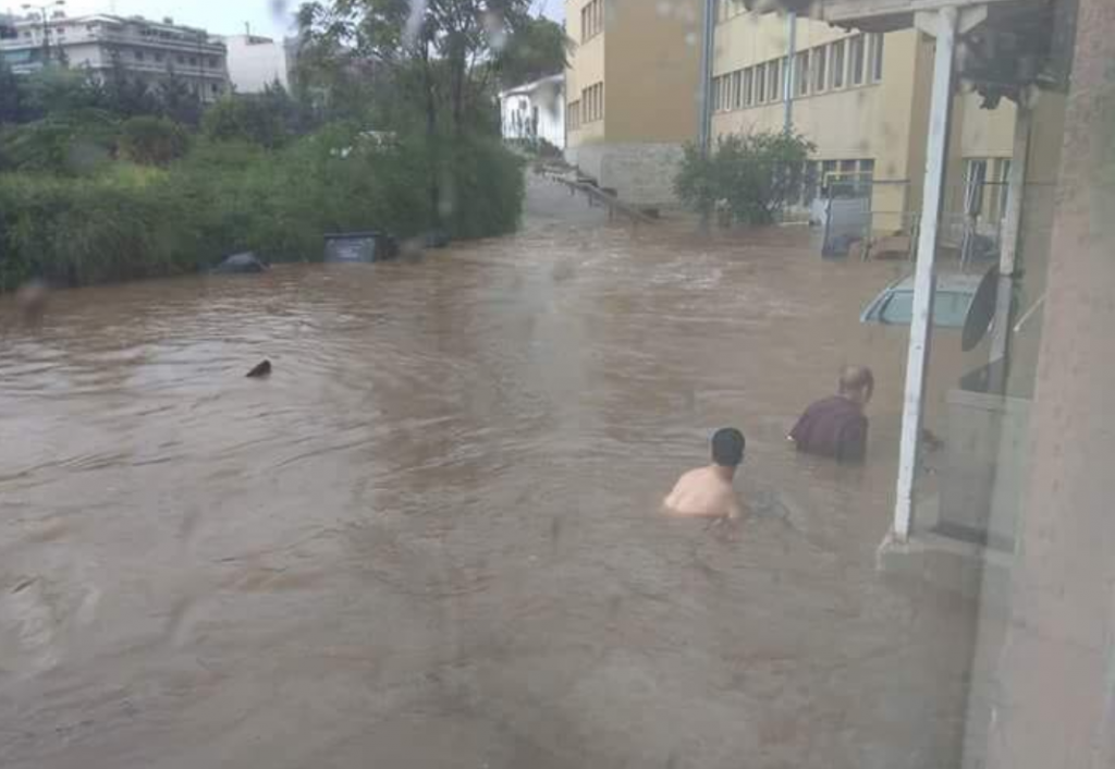 πνίγηκε-η-βόρεια-αθήνα-έκλεισε-ο-σταθμ-346741