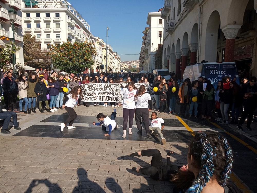 μια-ιδιαίτερη-διαμαρτυρία-στην-πλατε-386818