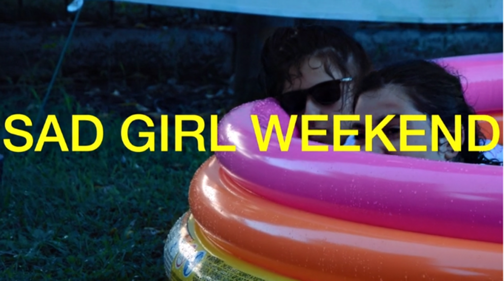 sad-girl-weekend-μία-ταινία-για-φοιτητικούς-αποχαι-394163