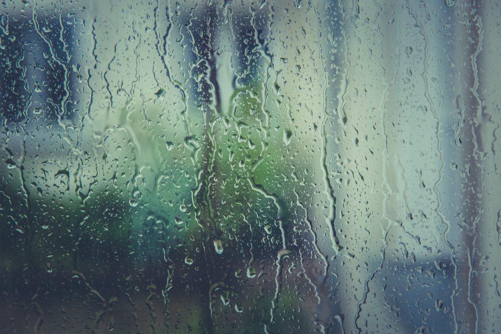 μια-βροχερή-μέρα-404111