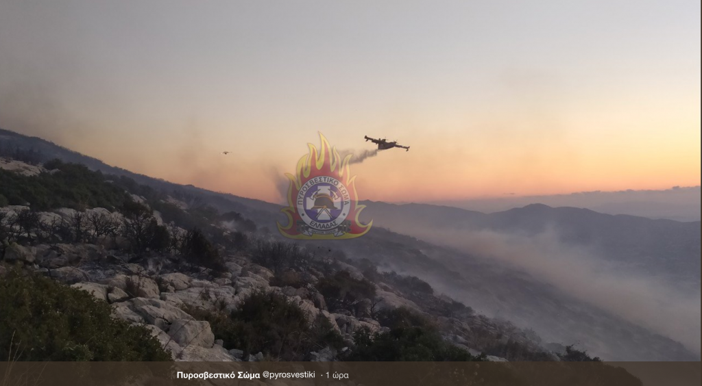 μεγάλη-φωτιά-στον-υμμητό-οι-φλόγες-στη-475558