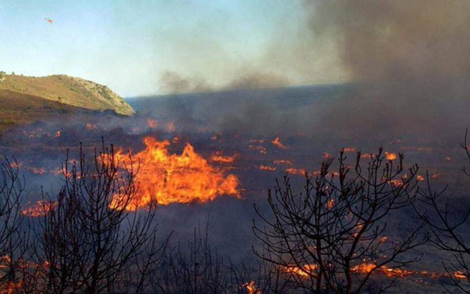 η-νεότερη-ενημέρωση-για-την-πυρκαγιά-σ-476938