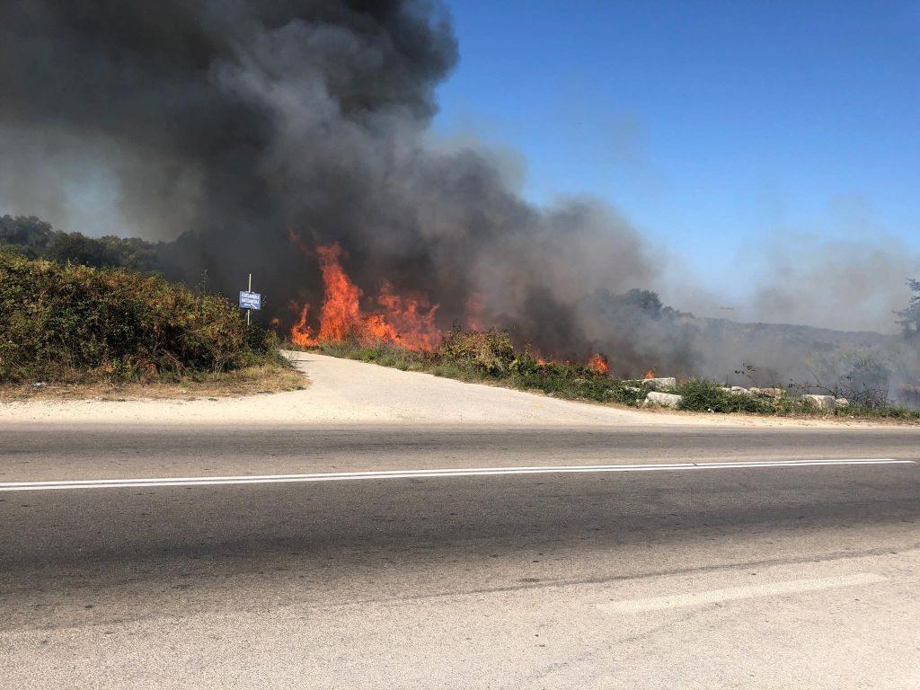 μεγάλη-πυρκαγιά-στην-πρέβεζα-επί-ποδό-487982