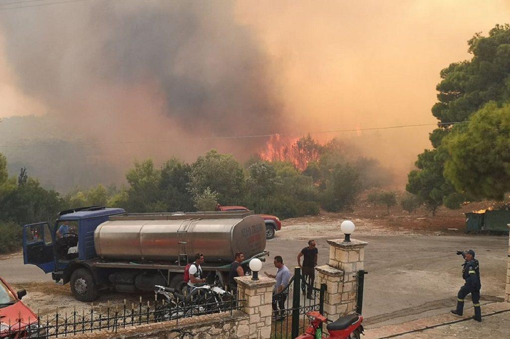 εκτακτο-κλείσαν-δρόμοι-στο-λουτράκι-488399