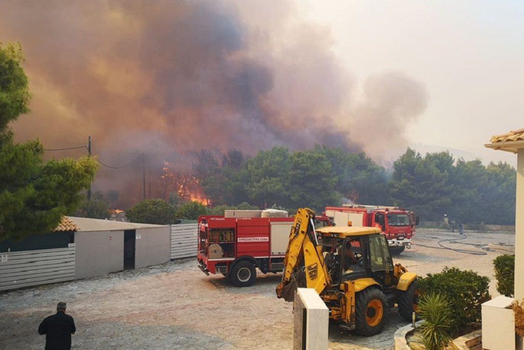 εκτός-ελέγχου-η-φωτιά-στη-ζάκυνθο-εκκ-488400