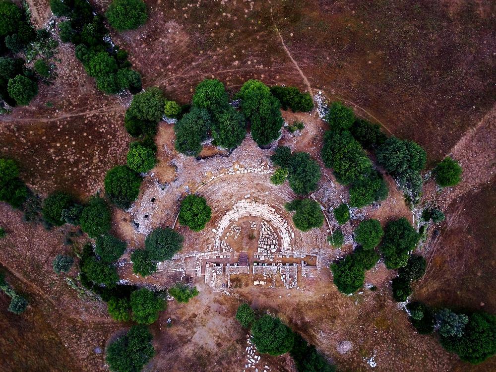 θαμπές-τραγωδίες-και-φωτεινά-καλοκαί-483674