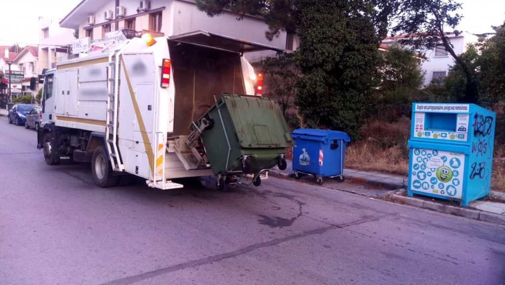 θεσσαλονίκη-πέταξε-στα-σκουπίδια-σακ-486201