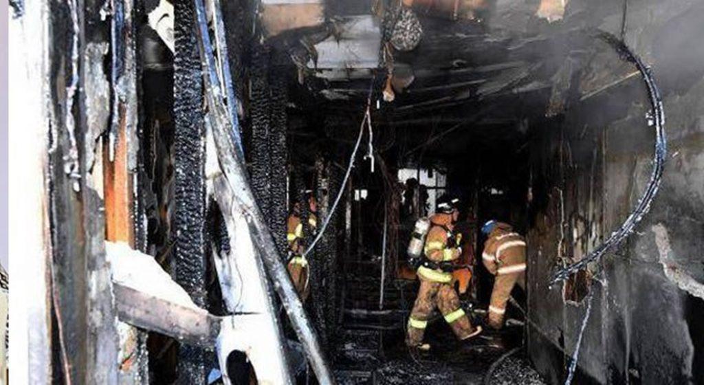 τουλάχιστον-14-νεκροί-δύο-παγιδευμένοι-524790