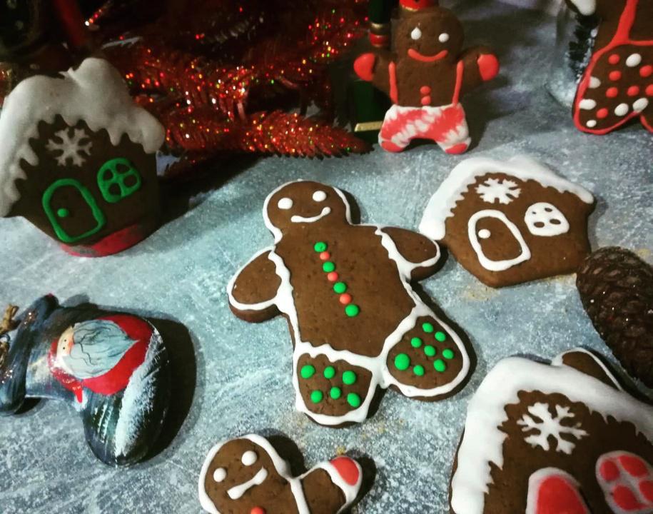 τα-gingerbread-cookies-που-θα-κάνουν-το-σπίτι-σου-να-μυρ-530169