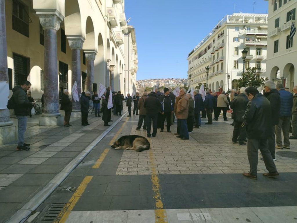 συνταξιούχοι