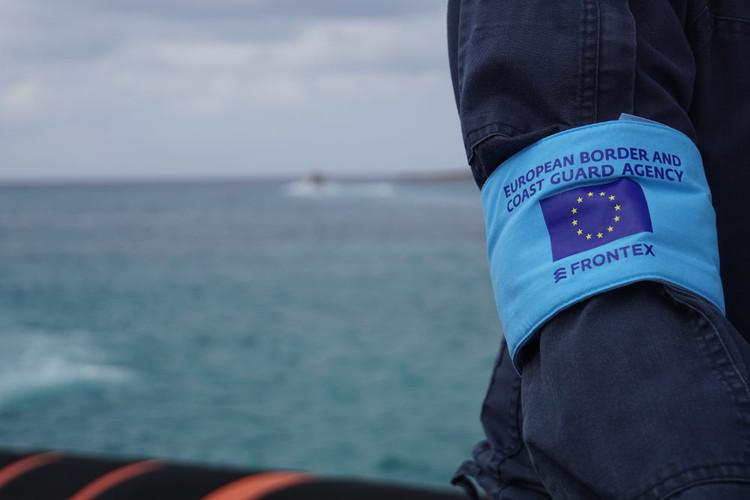 frontex-έλληνες-ακτοφύλακες-υπεύθυνοι-για-4-560847