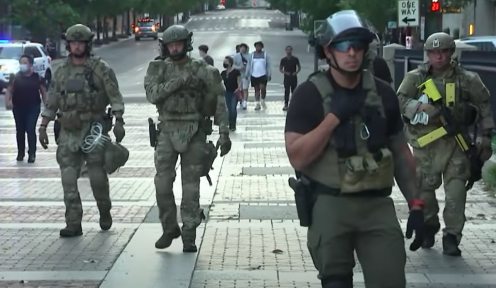 αποσύρεται-ο-στρατός-από-την-ουάσιγκτ-607849