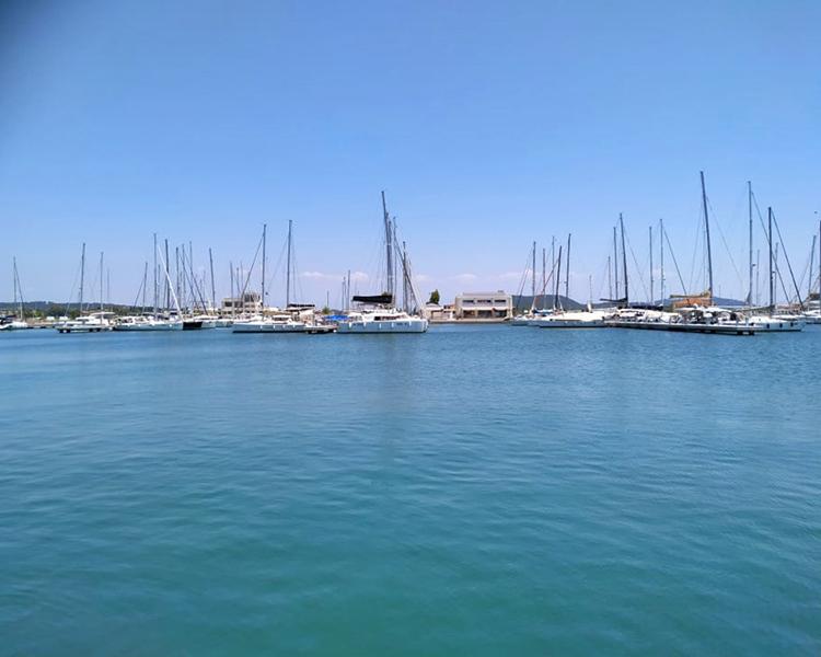 μαρινα πρεβεζας