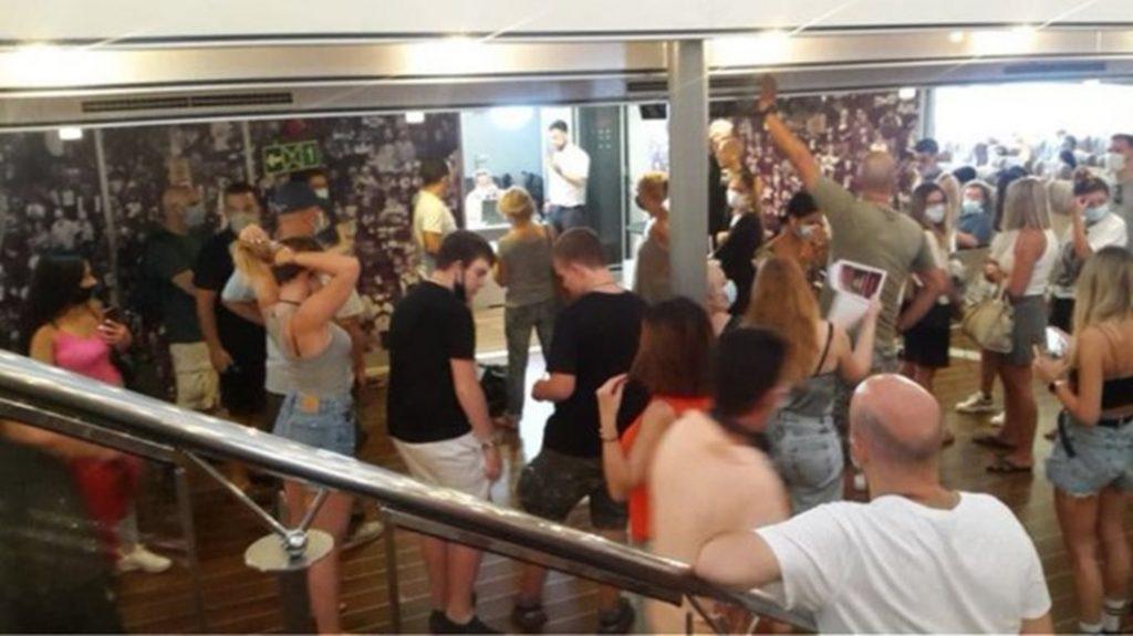 Συρος επιβάτες