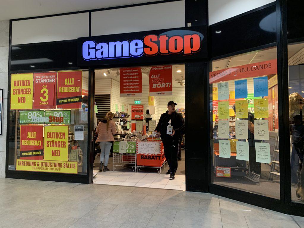 φρενίτιδα-gamestop-γιατί-όλοι-μιλούν-γι-αυτ-716617