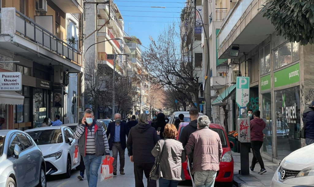 oι-πρώτες-εικόνες-στη-λάρισα-και-στα-τρί-730371