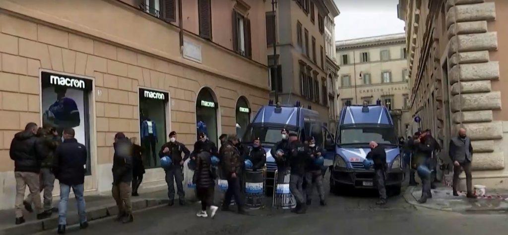 ιταλία-συγκρούσεις-αστυνομίας-διαδ-747287
