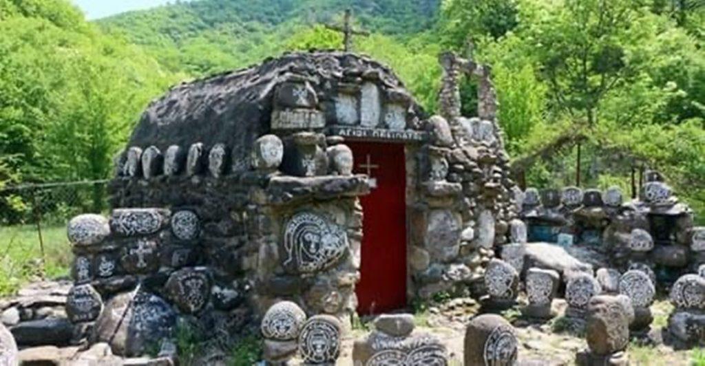 εκκλησάκι Δράμα 1