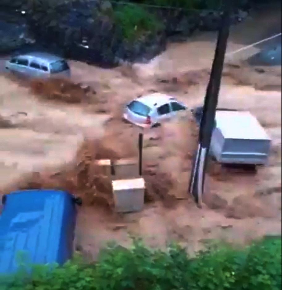 βέλγιο-η-πόλη-ντινάν-χτυπήθηκε-από-τις-791675