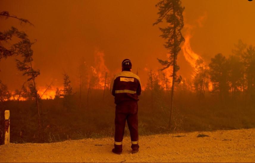 ο-καπνός-από-τις-πυρκαγιές-στη-σιβηρία-798731